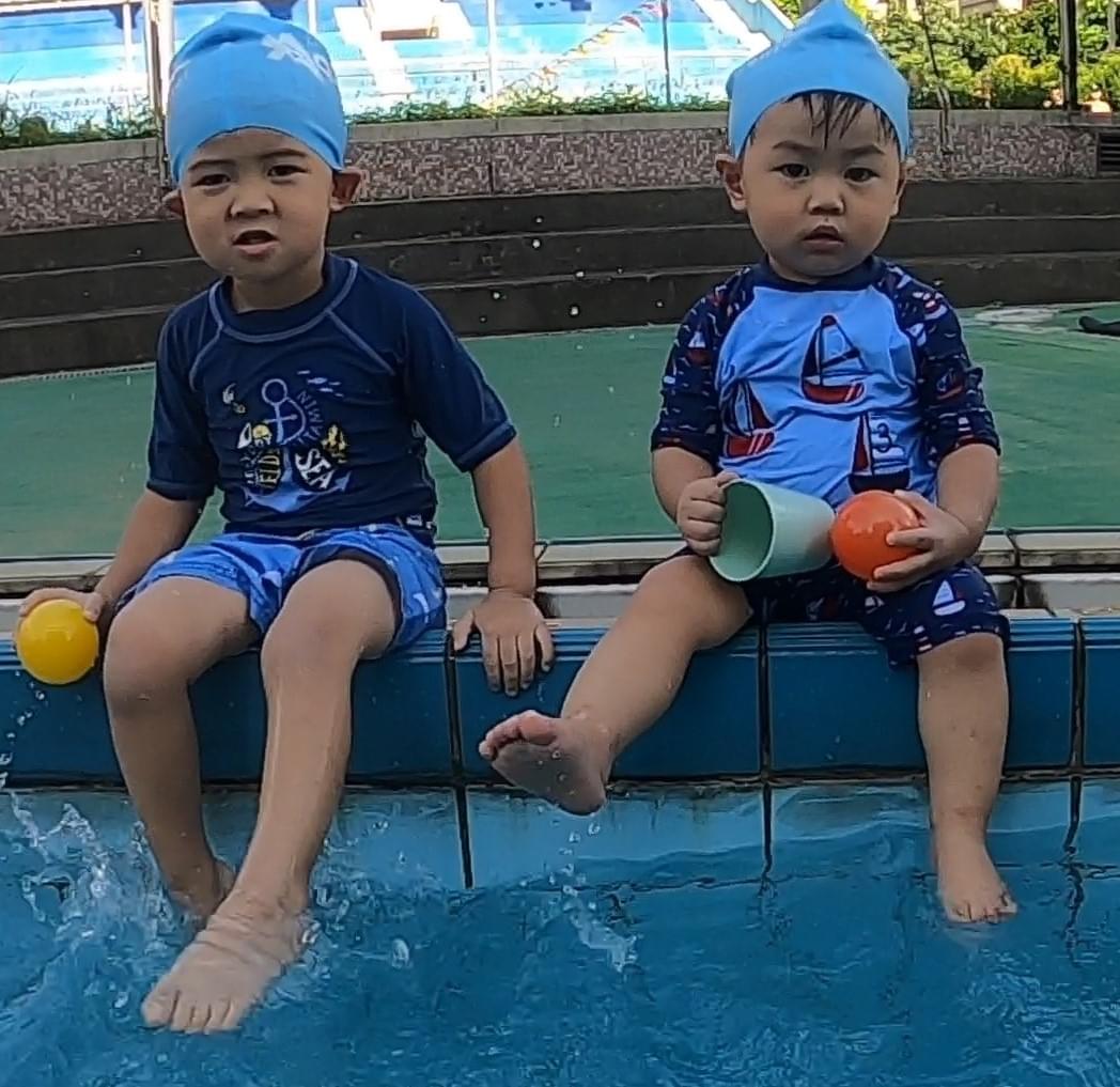 嬰幼兒親子泳班 | 小海熊 Aquatic Center
